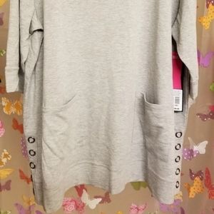SZ 2 X 3X STUDDED TUNIC LIGHTWEIGHT SWEATSHIRT NWT